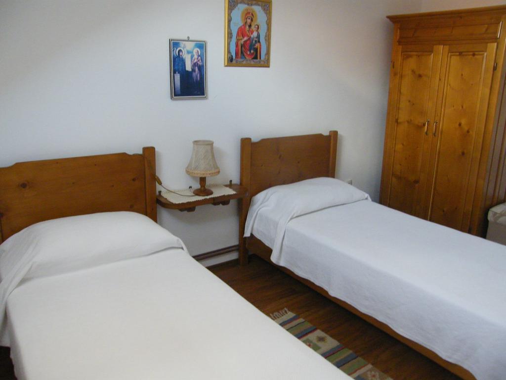 Pensiunea Casa Filoxenia Horezu Rum bild